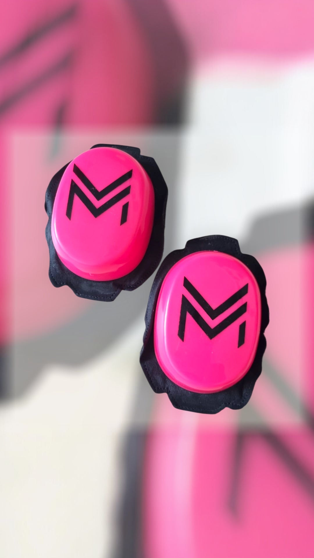 Kneesliders black/fluo pink