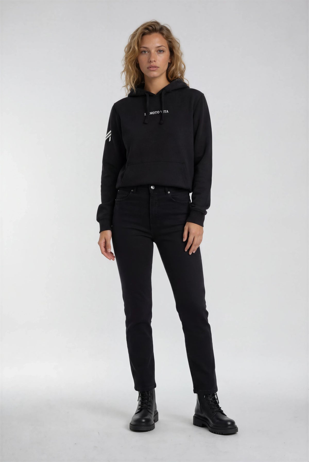 Sudadera con capucha negra-thumbmail-5
