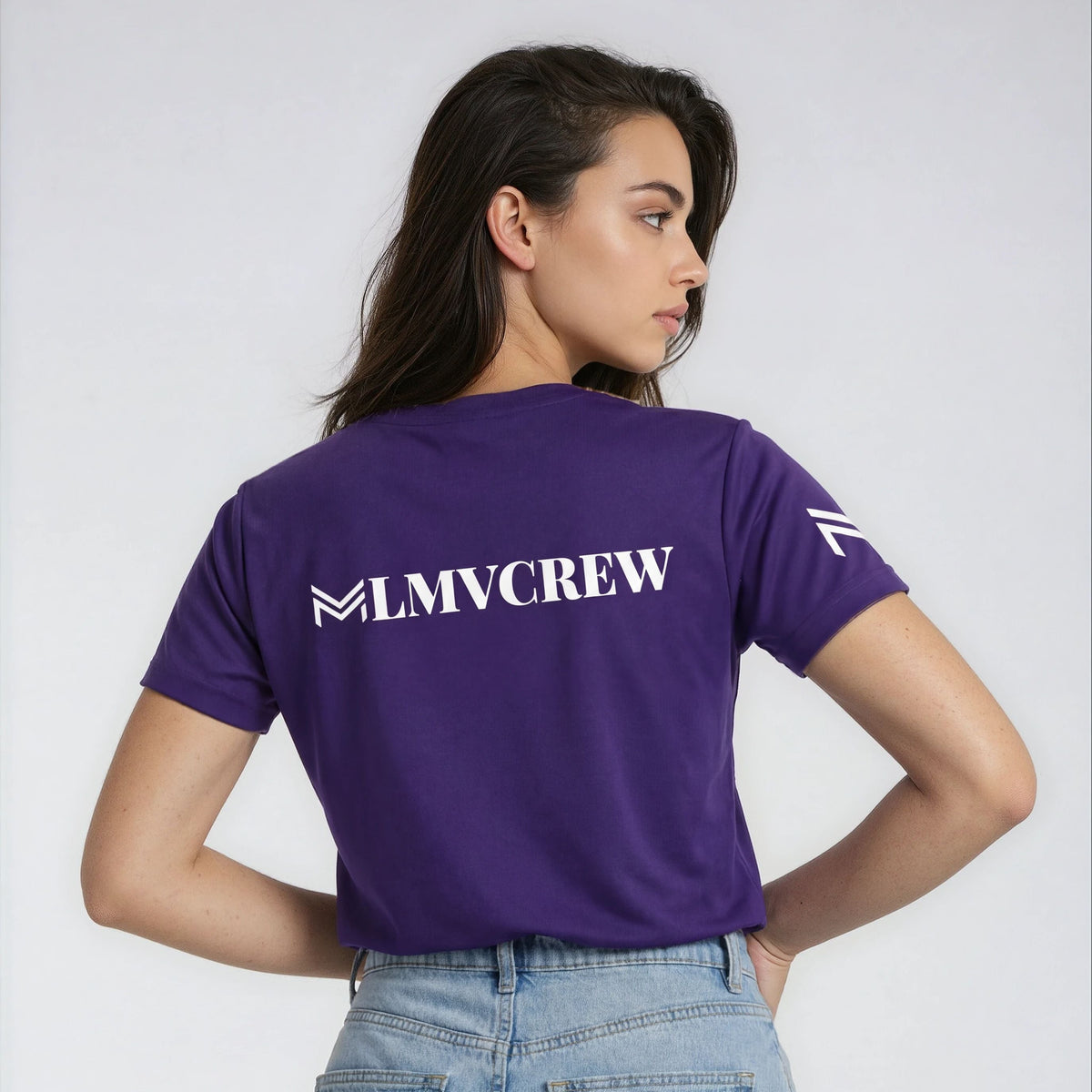Camiseta con cuello redondo violeta