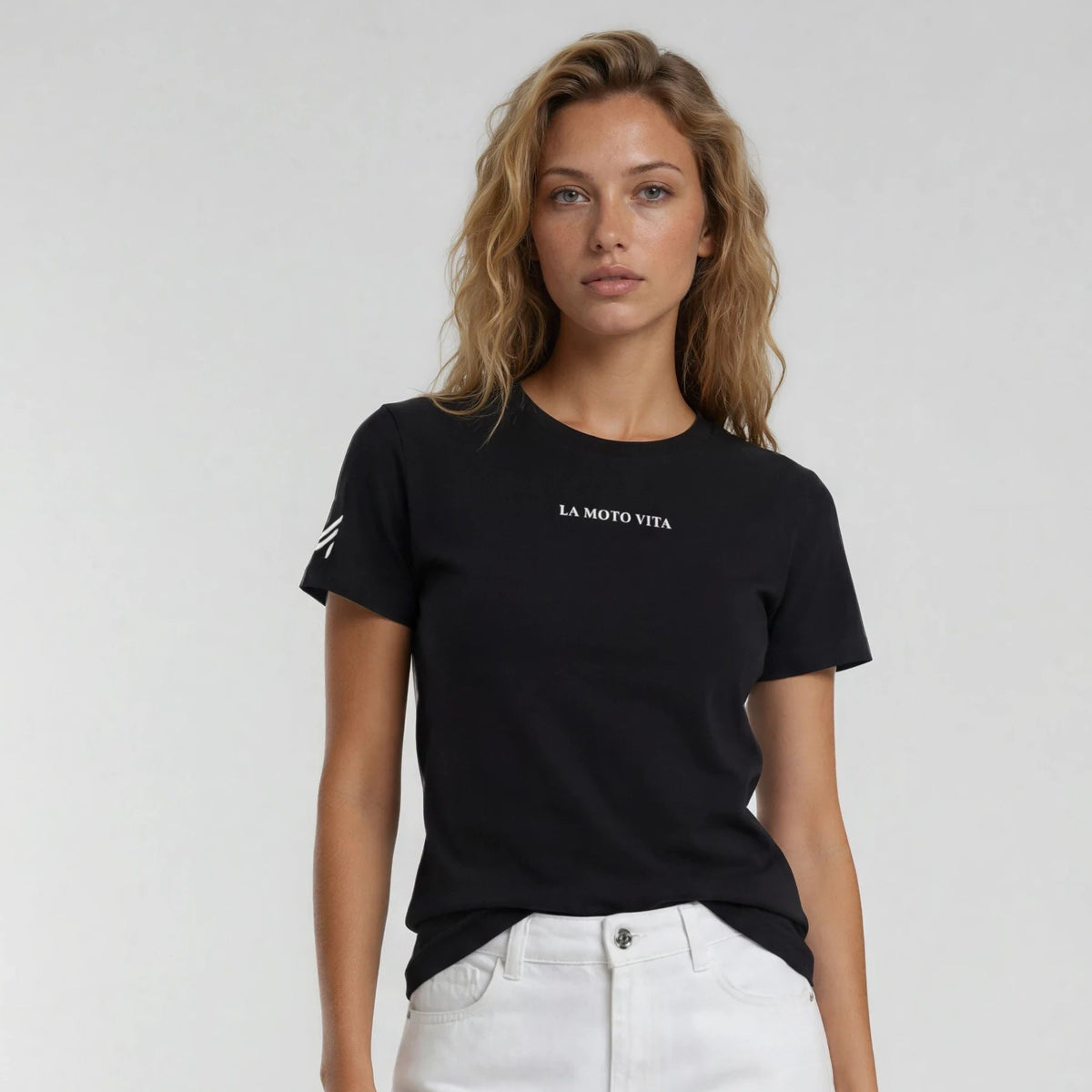 Camiseta con cuello redondo negra